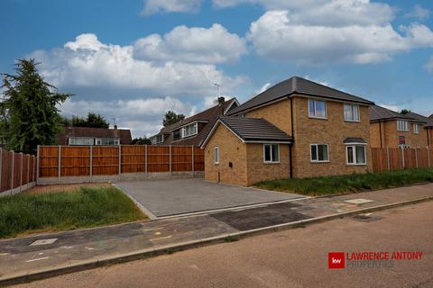 4 bedroom detached house for sale, Arterial Road, Rayleigh, SS6