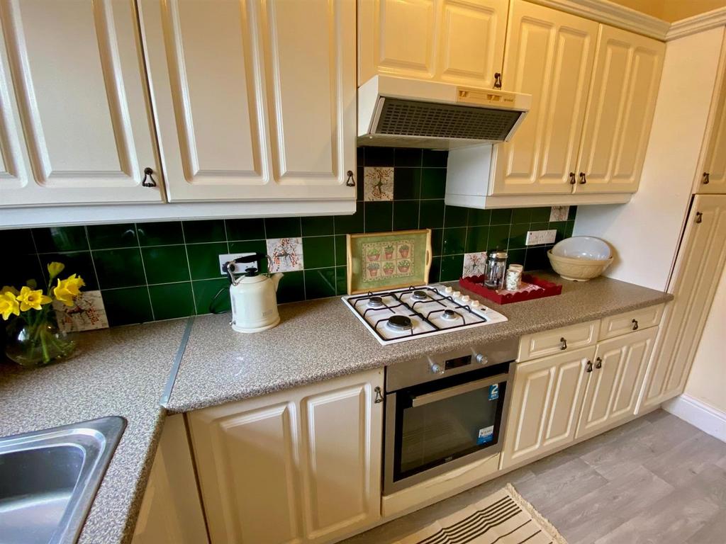 Kitchen other.jpg