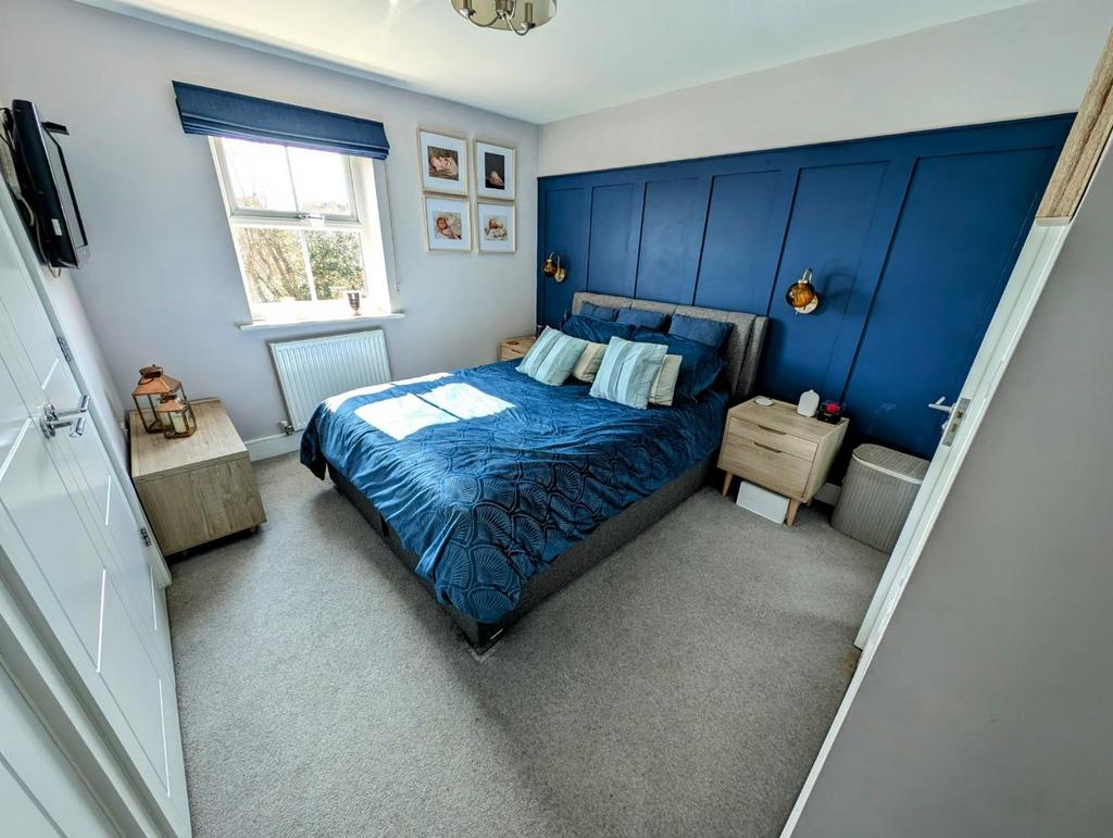 4 amberley meadows bed 1.jpg