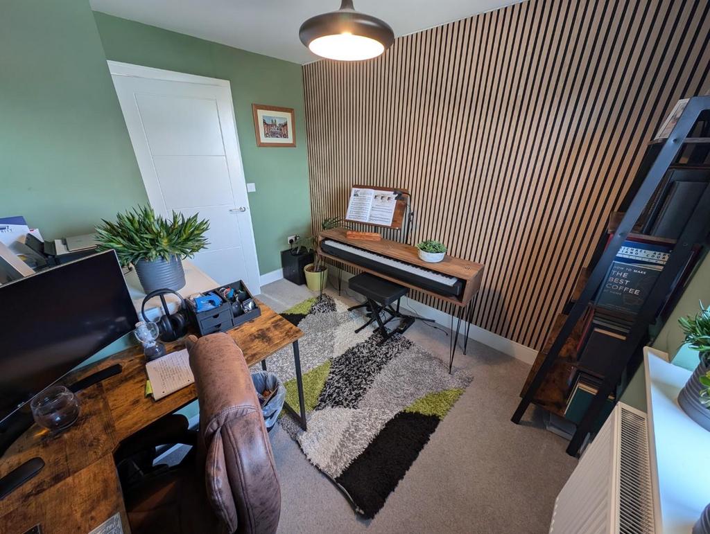 4 amberley meadows bed 4.jpg