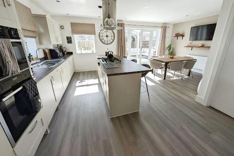 4 Amberley Meadows, Yate, Bristol, BS37 7BZ