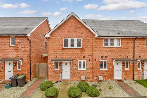 2 bedroom end of terrace house for sale, Carmelite Road, Aylesford, Kent