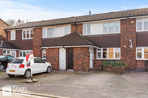 15 Caldbeck, Waltham Abbey, EN9 1UR