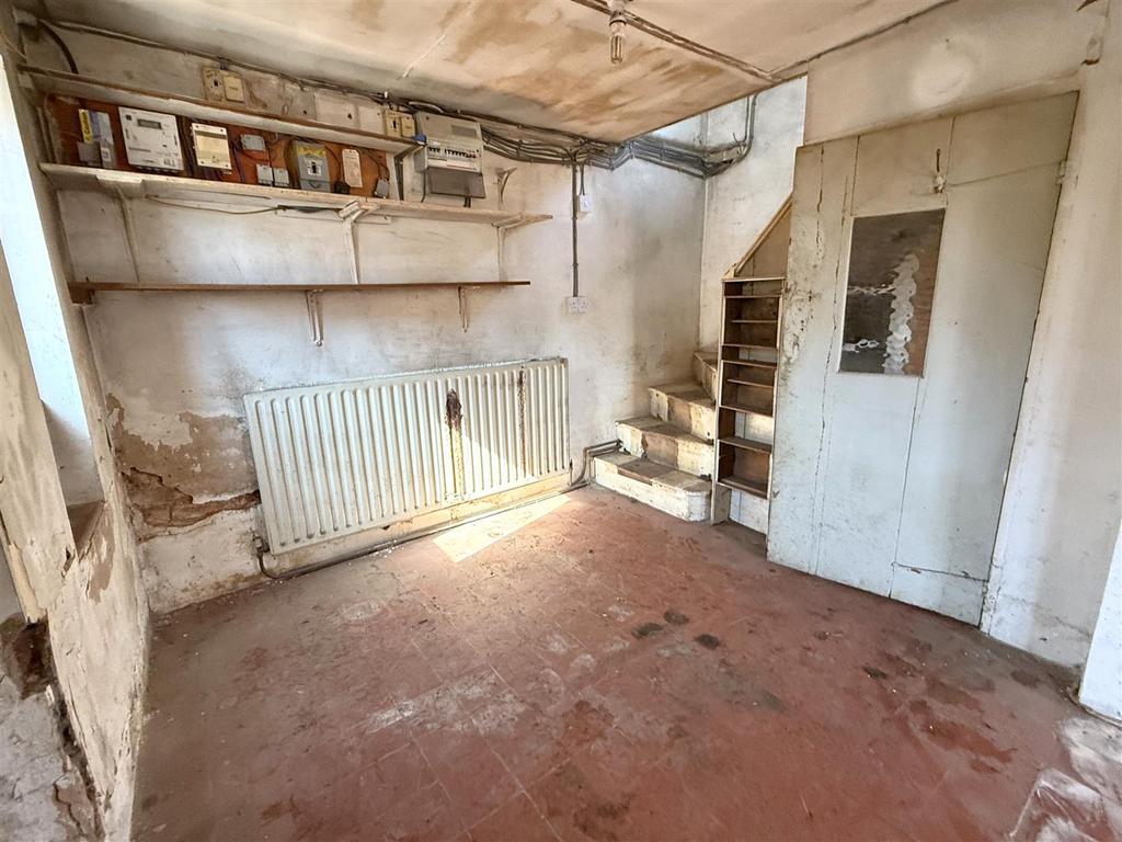 Initial reception area