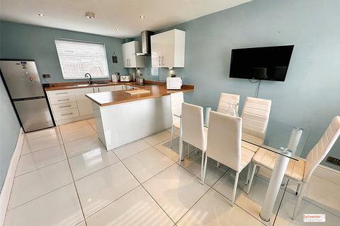 3 bedroom end of terrace house for sale, Coniston Drive, Sacriston, DH7