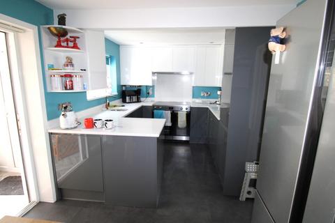 52 Easterly Close, Brackla, Bridgend, CF31 2NA