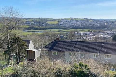 undefined, Llwyn Meredith, Carmarthen