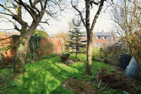 3 bedroom end of terrace house for sale, Falcon Close, Bird's & Tree's Area, Hatfield