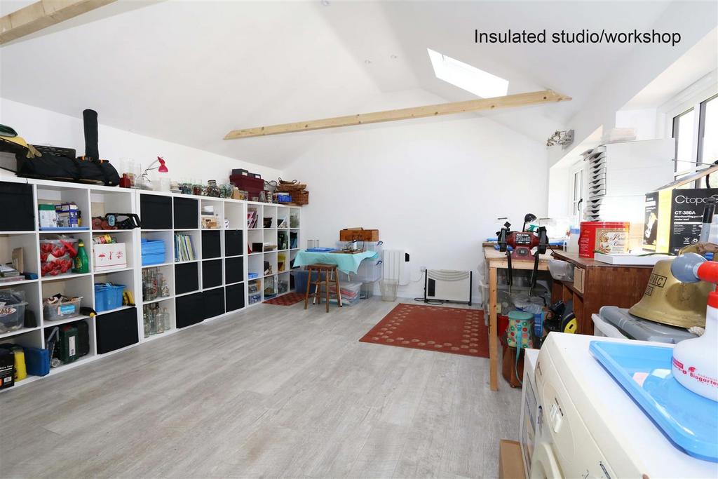 Studio.jpg