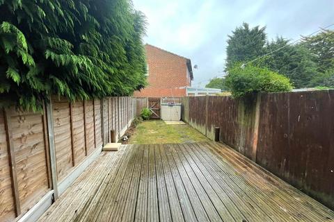 2 bedroom terraced house for sale, Lamplighters Close, Hempstead