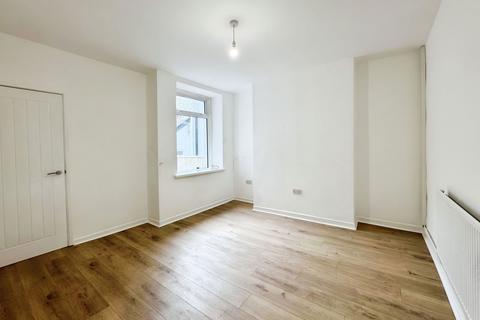 4 bedroom terraced house for sale, Duke Street, Abertillery, NP13 1BE