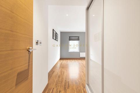 1 bedroom apartment to rent, Oswald Building, 374 Queenstown Road, London, SW11