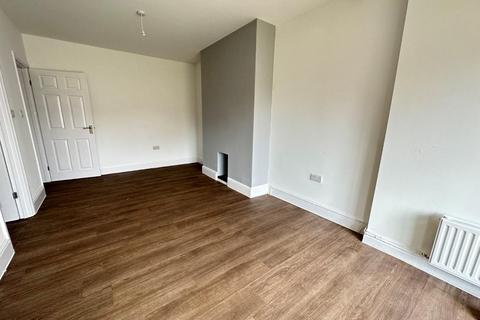 3 bedroom end of terrace house for sale, Kettering Road, Northampton NN2