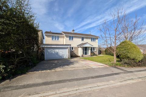 20 Chestermaster Close, Almondsbury, Bristol, BS32 4EH