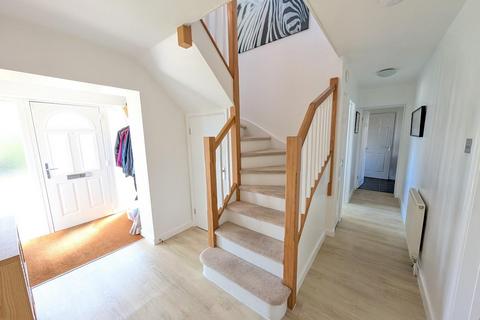 20 Chestermaster Close, Almondsbury, Bristol, BS32 4EH