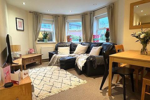 2 bedroom apartment to rent, St Michaels Lane, Headingley, Leeds