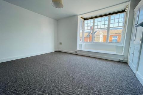1 bedroom flat to rent, High Street, Syston