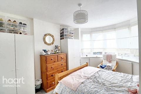 102 Poverest Road, Orpington, BR5 2DQ
