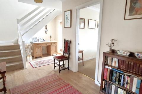 4 bedroom detached house for sale, Allt Goch, St. Asaph