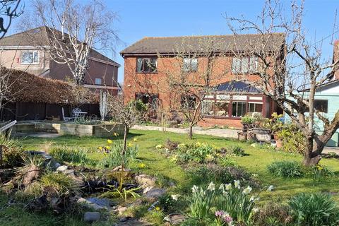 Rhandir Mwyn Allt Goch, St Asaph, LL17 0BW