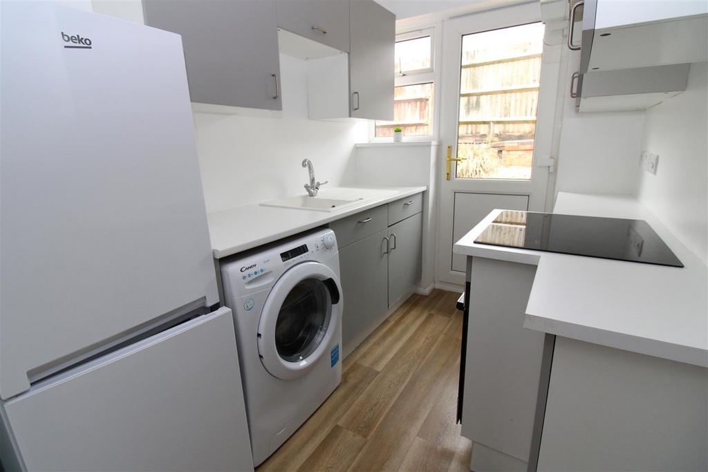 Kitchen.JPG