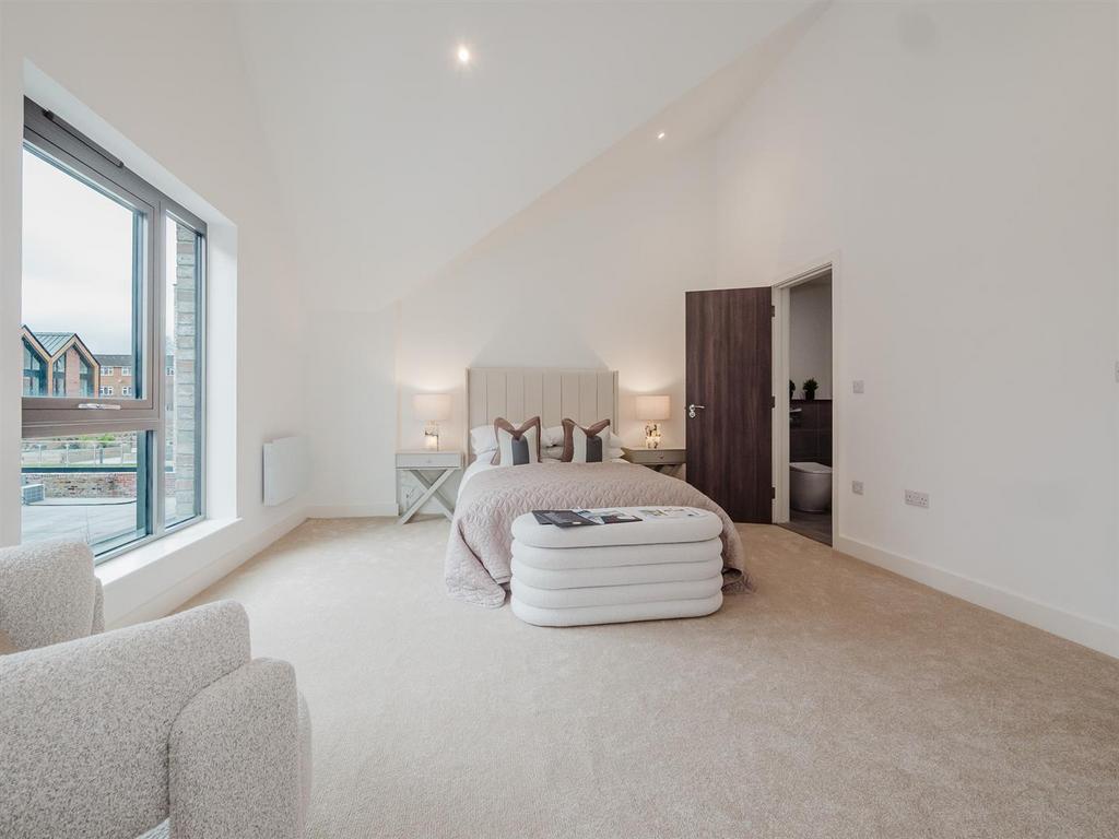 Principal Bedroom