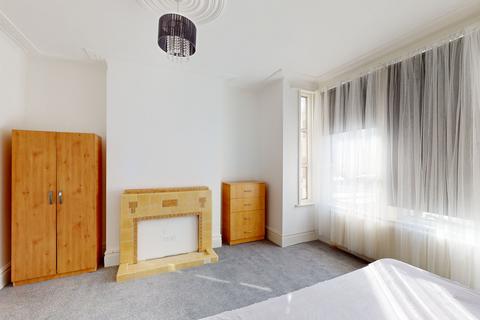 1 bedroom in a house share to rent, Mount Pleasant R1