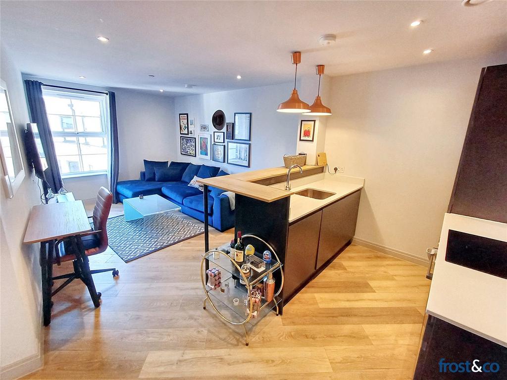 Kitchen/Living Room