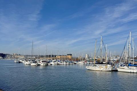1 bedroom flat for sale, John Batchelor Way, Penarth Marina