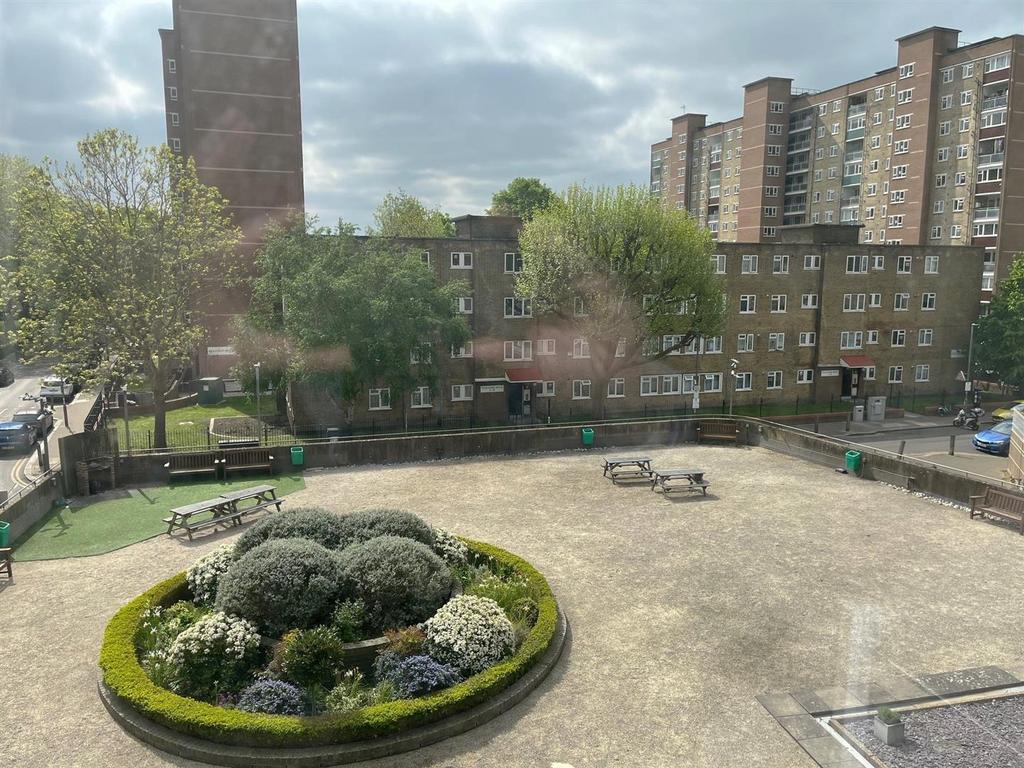 Roof Terrace, Park South, Eden Harper SW11
