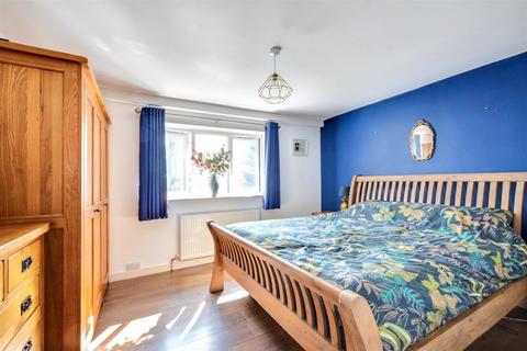 10 Ascot Place, Ilkeston, DE7 4GB