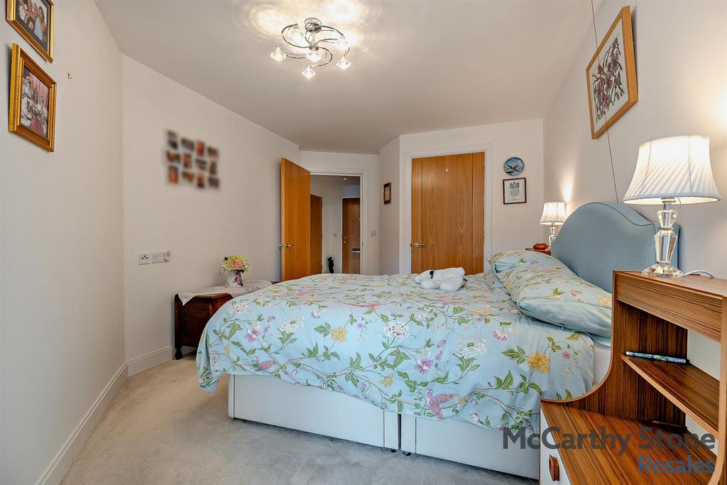 8639236-interior10-800.jpg