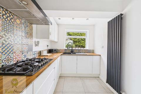 28 Hever Croft, Rochester, ME2 2NN