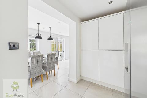 28 Hever Croft, Rochester, ME2 2NN