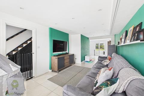 28 Hever Croft, Rochester, ME2 2NN