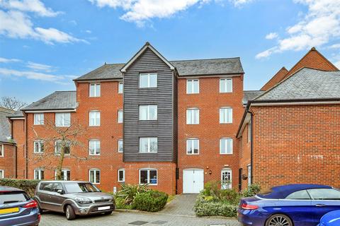 2 bedroom ground floor flat for sale, Springwell, Havant, Hampshire