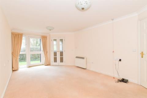 2 bedroom ground floor flat for sale, Springwell, Havant, Hampshire