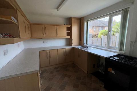 2 bedroom townhouse for sale, Troutbeck Avenue, Baildon, Shipley