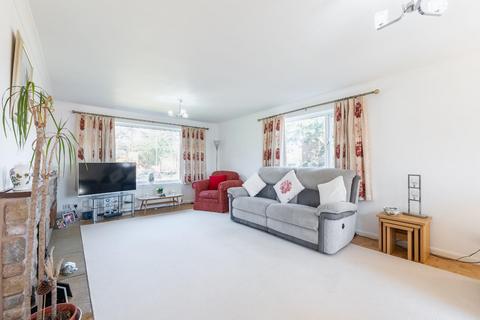 144 Coventry Road, Warwick, CV34 5HL