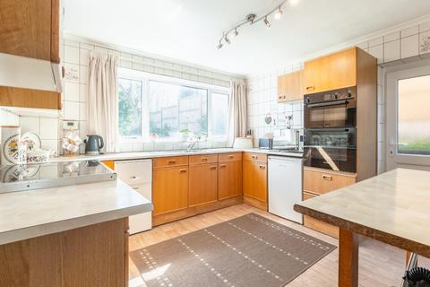 144 Coventry Road, Warwick, CV34 5HL