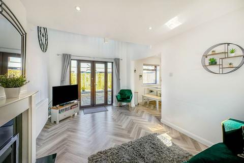 13 Halyard Croft, Hull, HU1 2EP