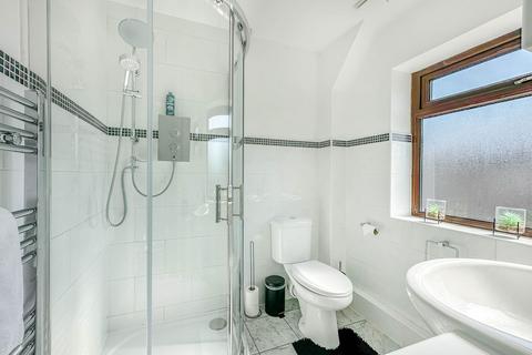 13 Halyard Croft, Hull, HU1 2EP