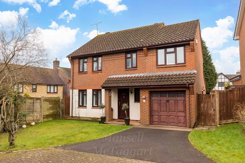 4 Casher Road, Maidenbower, Crawley, RH10 7JG