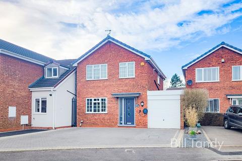3 bedroom detached house for sale, Yew Tree Avenue, Lichfield, WS14
