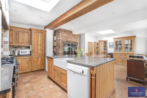 undefined, Hall Close, Harpole, Northampton, Northamptonshire, NN7