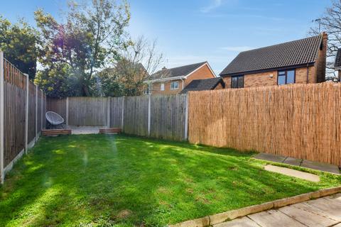 36 Datchet Drive, Shoeburyness, Southend-on-sea, SS3 8TA