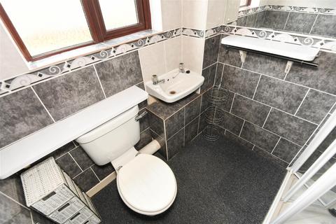 46 Ramsbury Walk, Trowbridge, BA14 0UU