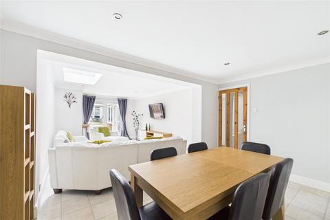 4 bedroom terraced house for sale, Redvers Road, Bracknell, Berkhsire, RG12