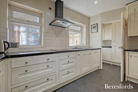 47 Argyle Gardens, Upminster, RM14 3HH
