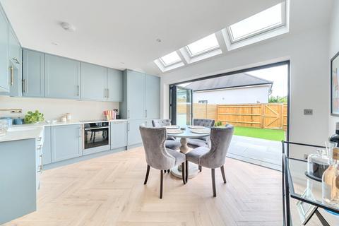 undefined, Castleview Road, Weybridge, KT13